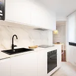 Helloasturias Oviedo, Un Espacio Luminoso Y Moderno En El Corazon De La Ciudad Διαμέρισμα