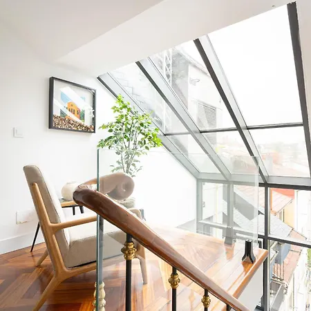 Apartment Helloasturias Oviedo, Un Espacio Luminoso Y Moderno En El Corazon De La Ciudad