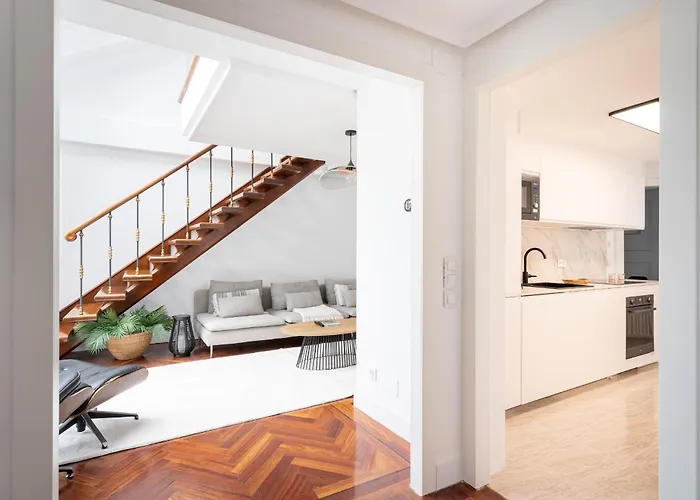 Helloasturias Oviedo, Un Espacio Luminoso Y Moderno En El Corazon De La Ciudad * Oviedo