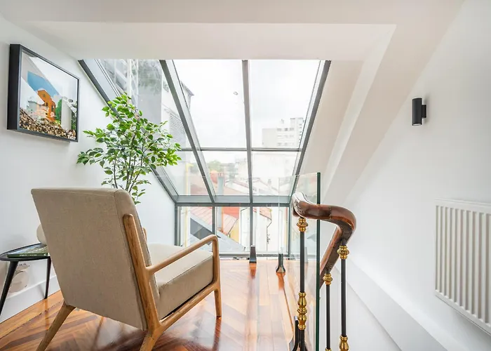 Helloasturias Oviedo, Un Espacio Luminoso Y Moderno En El Corazon De La Ciudad Oviedo